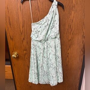 Vince Camuto One Shoulder Pleated Dress Mint Floral Size 10